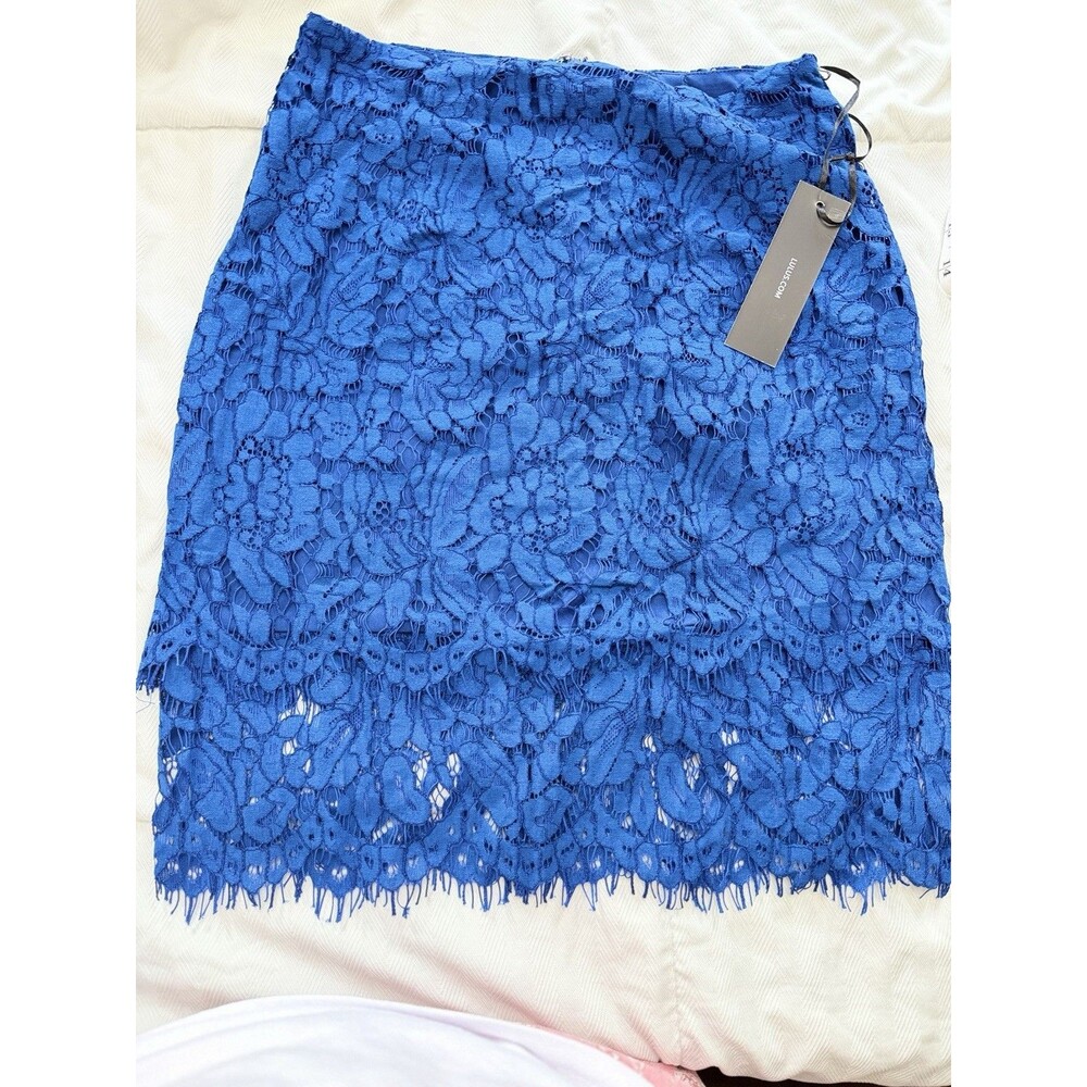 Lulus Women's Blue Floral Lace Mini Skirt Lined Zip Closure Size XS